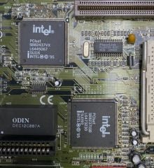 TMC AI5TV-1.30 Socket 7 Motherboard with 3 x ISA, 4 x PCI Slots and Processor isalı