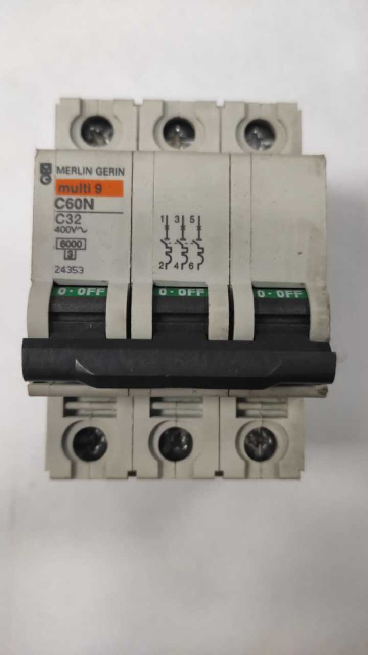 Merlin Gerin Multi 9 c60n c32
