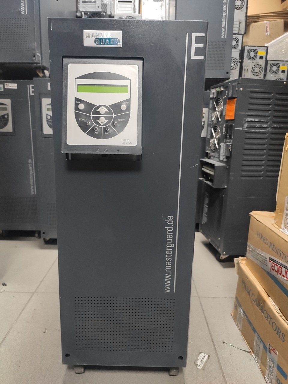 Siemens Chloride LINEAR PLUS / E100 SERIES 10KVA Ups AKÜSÜZ