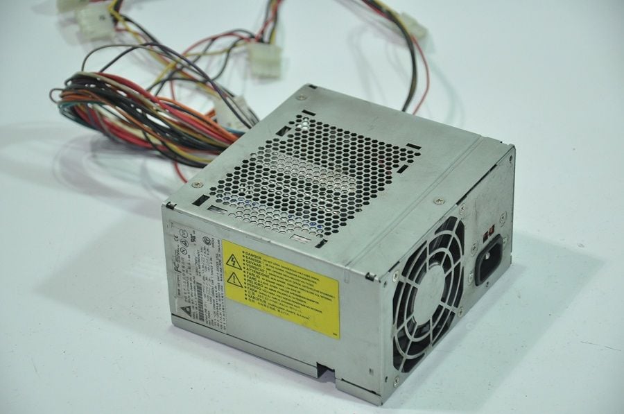 DELTA DPS-200PB-101 A 235W POWER SUPPLY