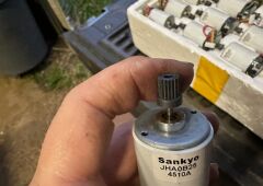 Sankyo JHA0B25 Encoderli Motor