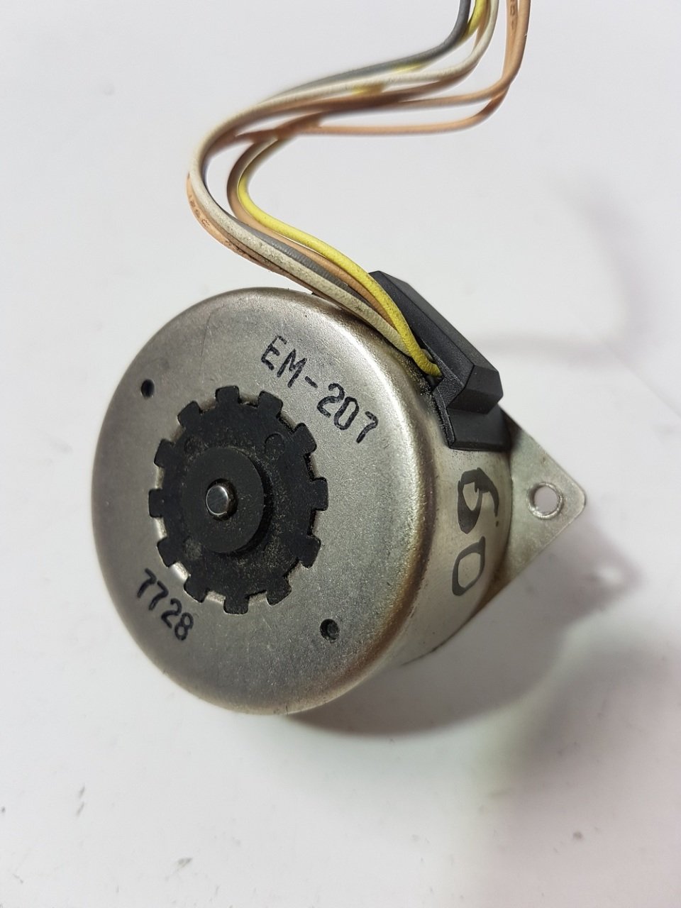 EM-207 Motor