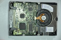 IBM 80 PIN 9.1GB IC35L018VCDY10-0 08K0264 3.5'' 10000RPM SCSI HDD