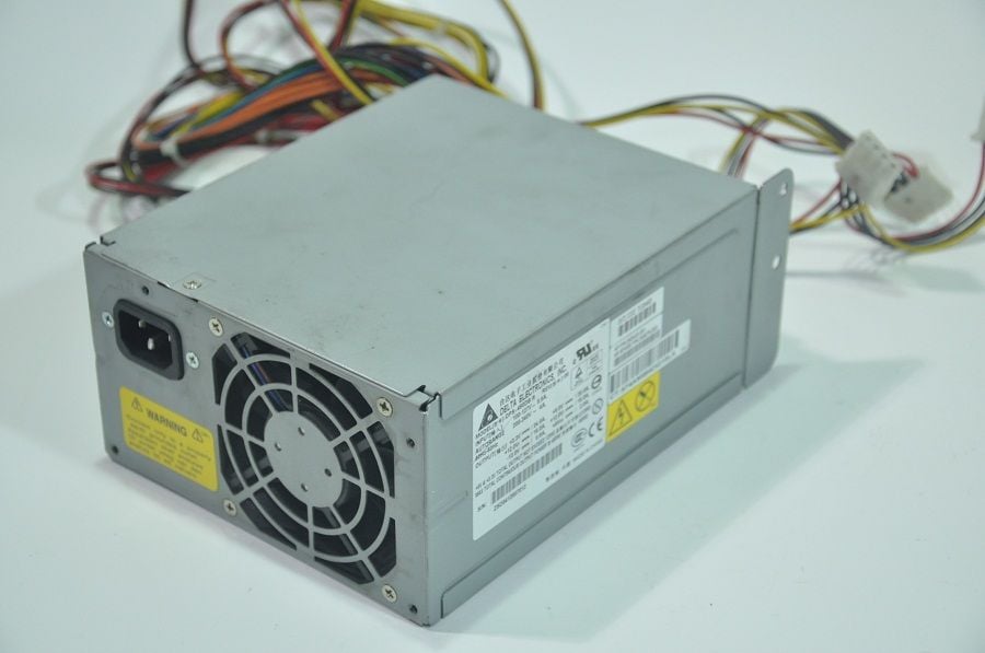 DELTA ELECTRONICS DPS-450DB S 450W POWER SUPPLY
