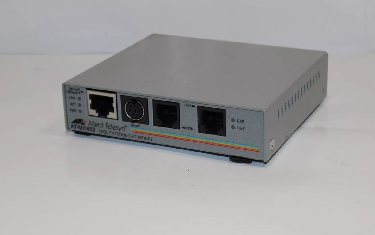 Allied Telesyn AT-MC602 KUTULU